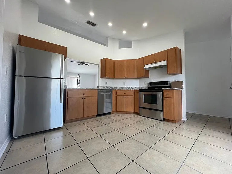 150 Cloverdale Rd — Photo 2