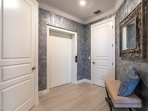 2nd image of 16379 Viansa WAY #301