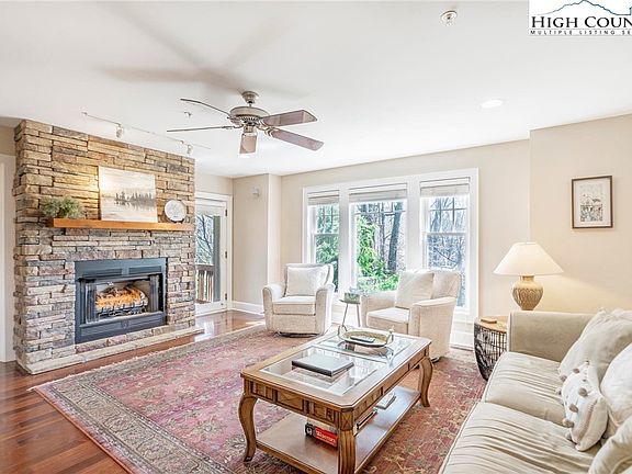 5th image of 415 Peaceful Haven Drive #D-1
