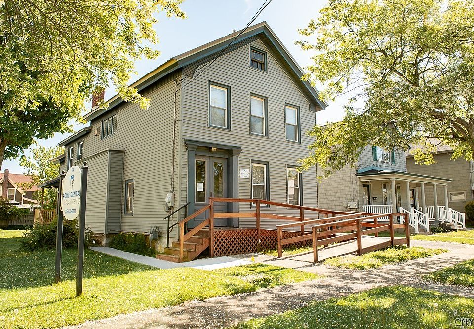 1st image of 114 W Thomas St