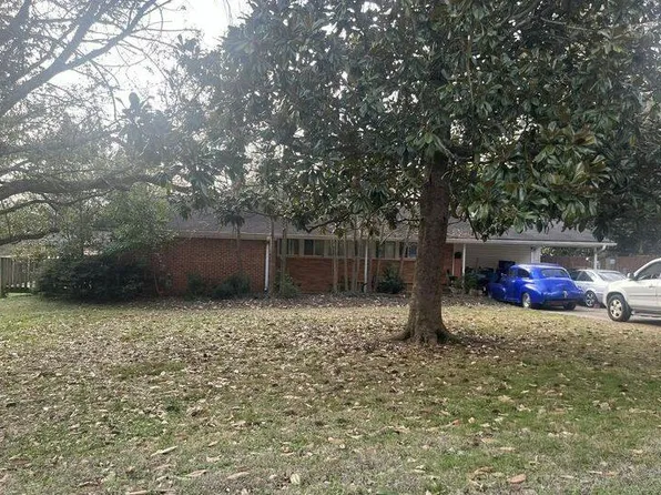 8020 Camille Dr SE, Huntsville, AL 35802
