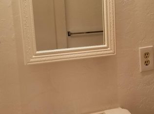 339 E 222nd St, Carson, CA 90745