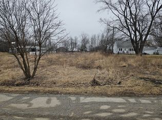 4300 Davis St, Matteson, IL 60443