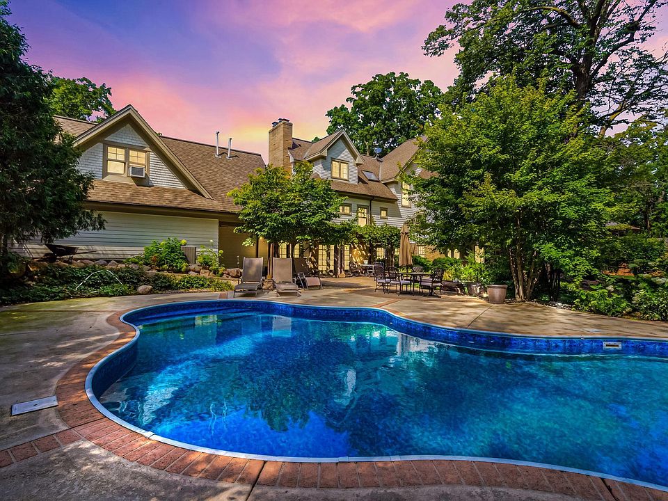 INED - イネド 20590 Enfield Ave N, Forest Lake, MN 55025 | Zillow