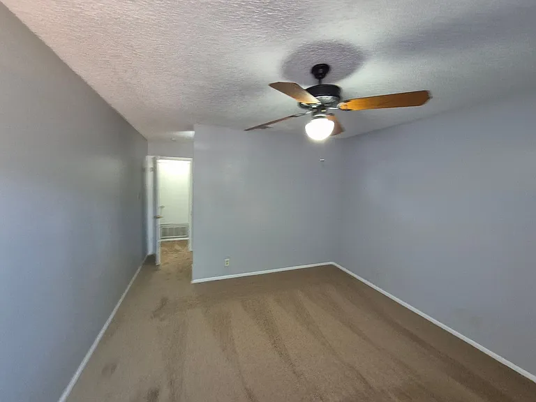 14309 Indian Woods — Photo 18
