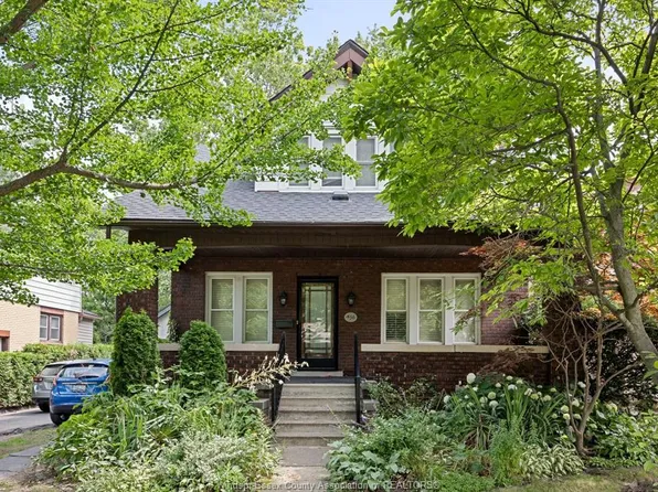 456 Askin Ave Room 1, Windsor, ON N9B 2X4