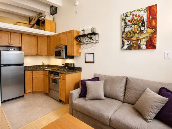 12 Stoneholm St, Boston, MA