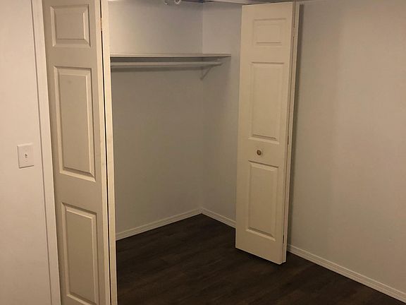 4th image of 2121 N Carolina St