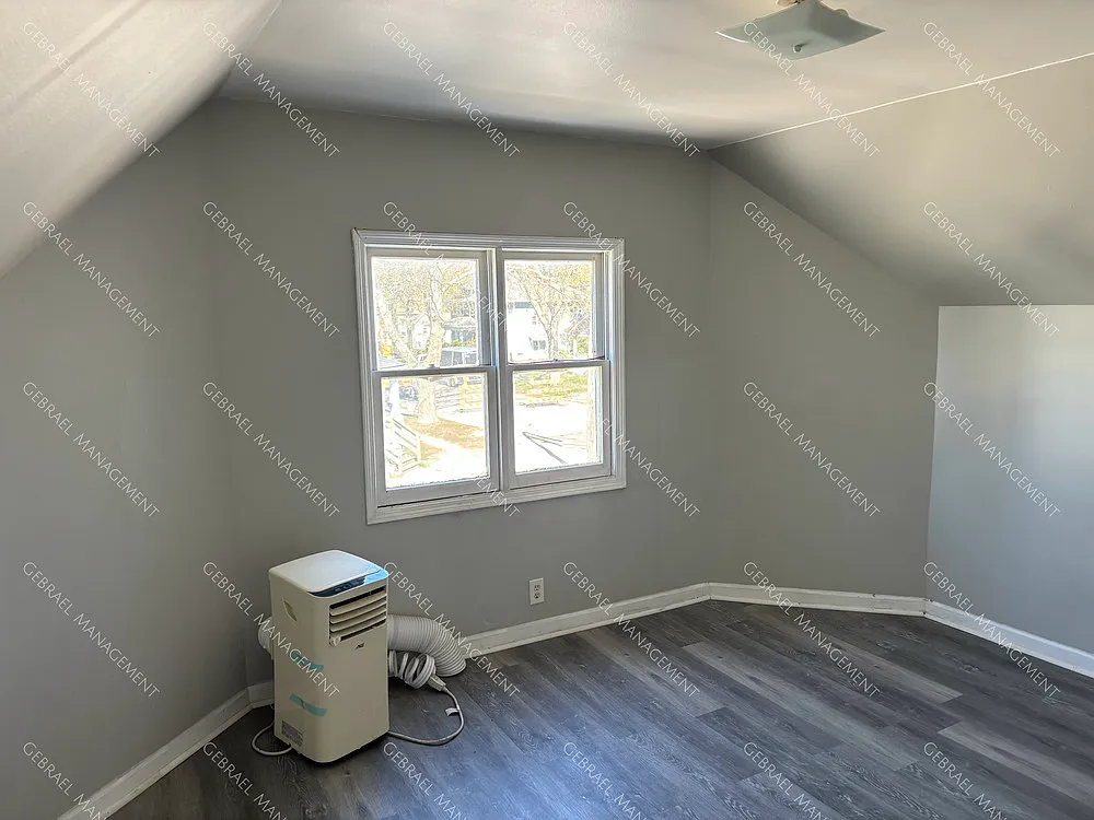 926 Willow St. — Photo 4