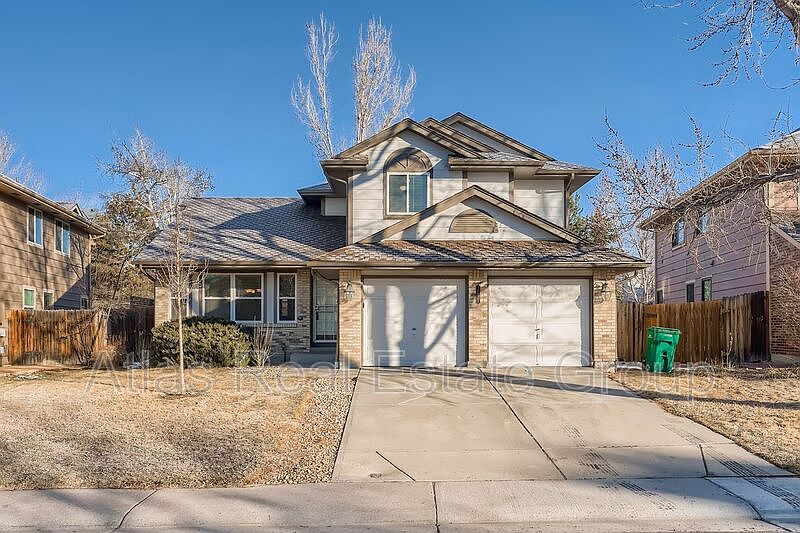 1st image of 10275 Carrara Ter