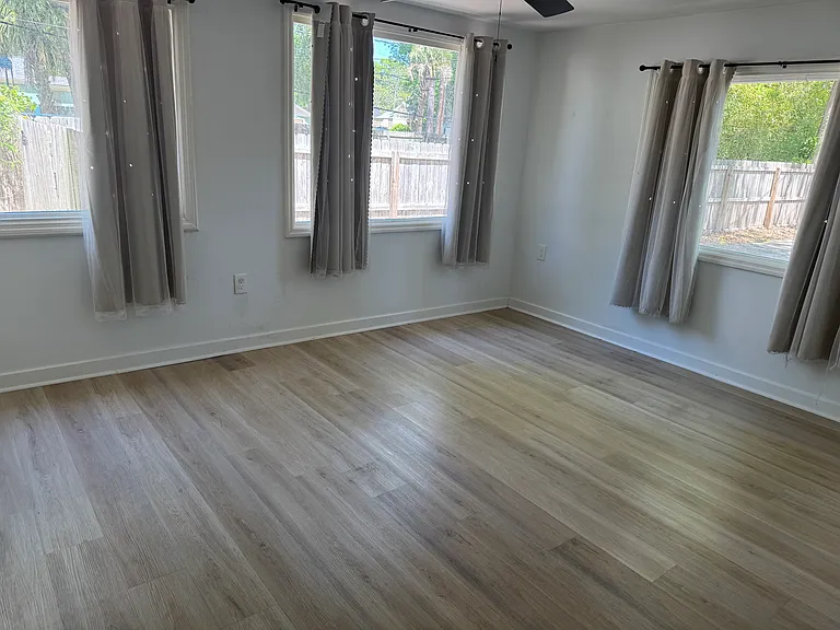 18 Palm Ave #B — Photo 6