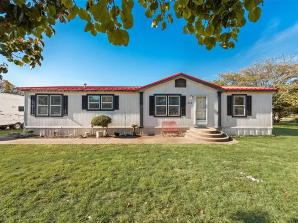 325 Kelly Brook Cir, Weatherford, TX 76087