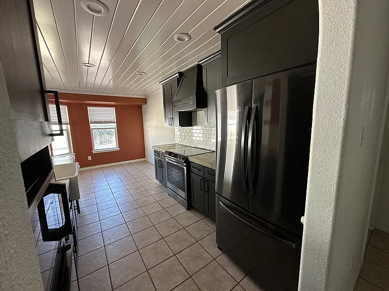 14922 Aquarius St — Photo 8