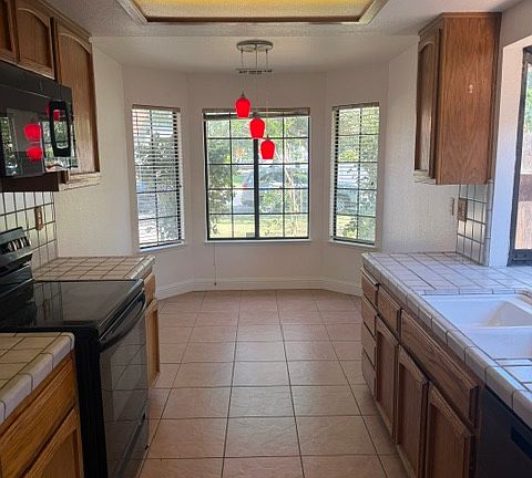 3rd image of 1701 Halden Way