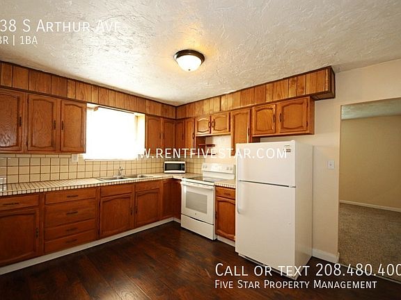 5th image of 638 S Arthur Ave