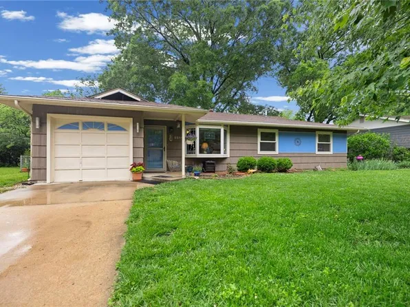 2214 Learnard Ave, Lawrence, KS 66046