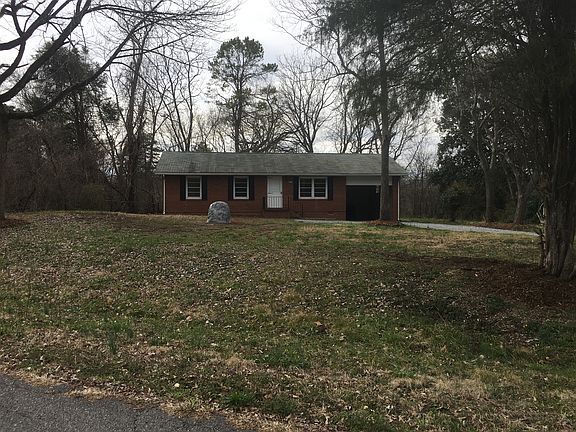 front of house from road