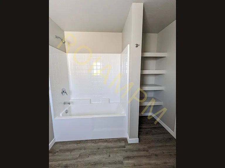 1215 South Eisenhower Street — Photo 23