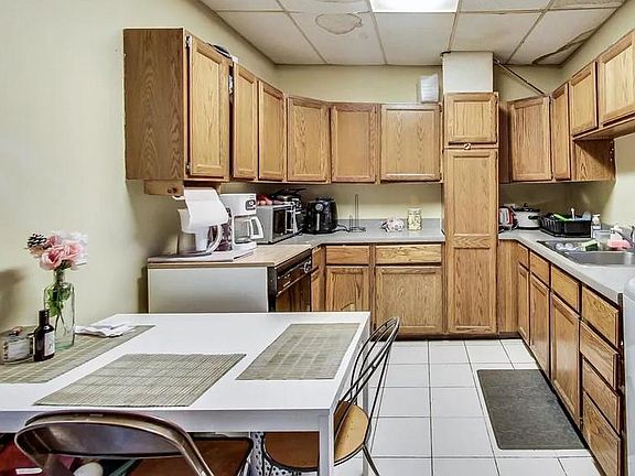 2nd image of 4613 N Damen Ave #1R