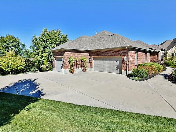 5th image of 407 Cathedral Ct
