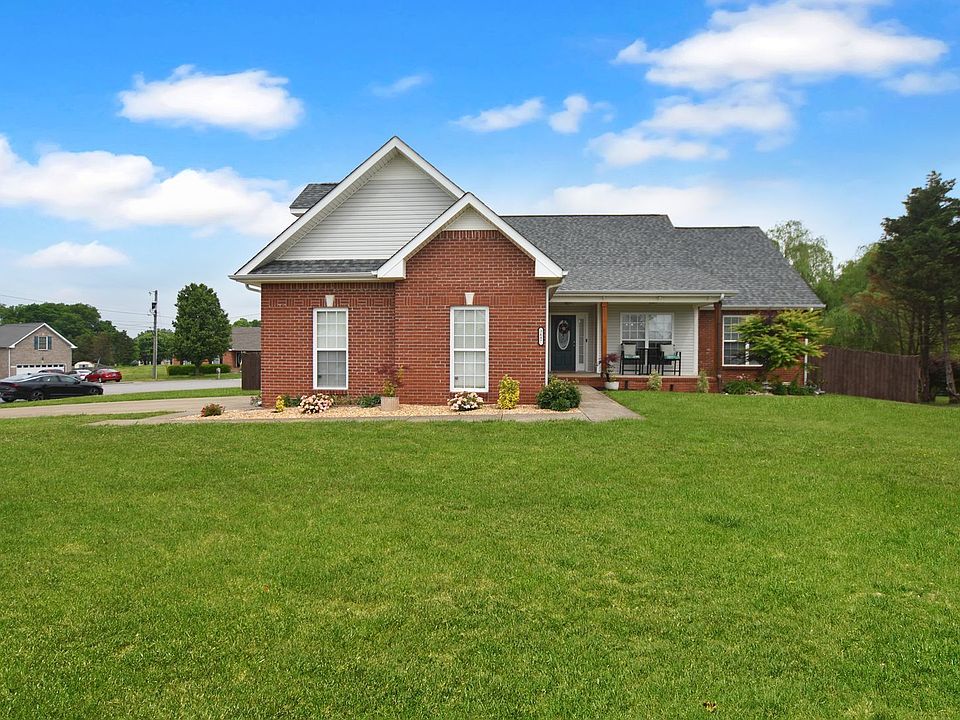 1st image of 3687 Hengestone Ct