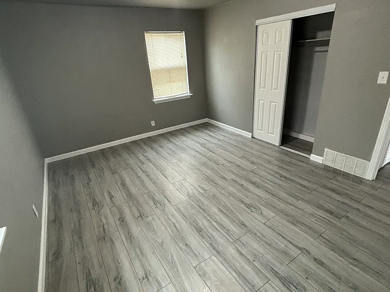 4728 Crenshaw Ave — Photo 13