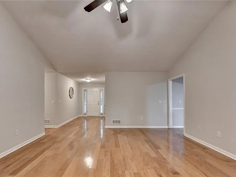 310 Andrew Ridge Dr — Photo 10
