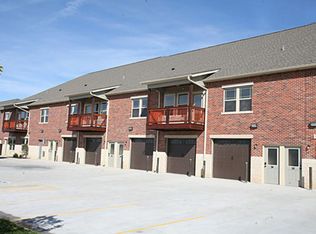 19009 Marcy St #E24827369, Elkhorn, NE 68022