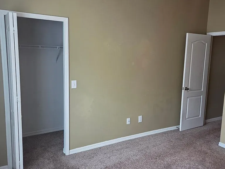 122 Wilton Cir — Photo 20