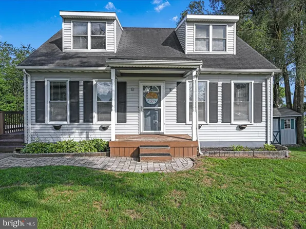 3470 Partridge Cir, Dover, PA 17315