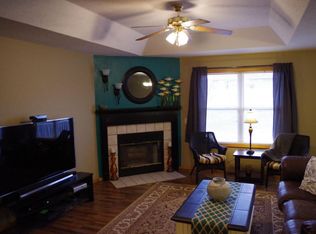 3864 W Overland St, Springfield, MO 65807