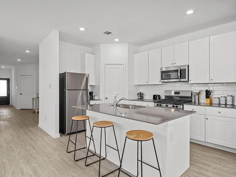 3521 Swift Fox Rd — Photo 12