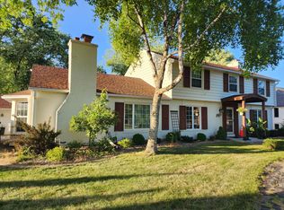 18530 Pleasant St, Brookfield, WI 53045