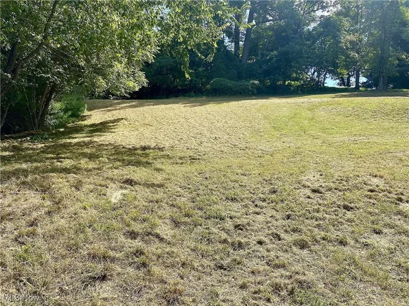 0 Broad St, Parkersburg, WV 26101