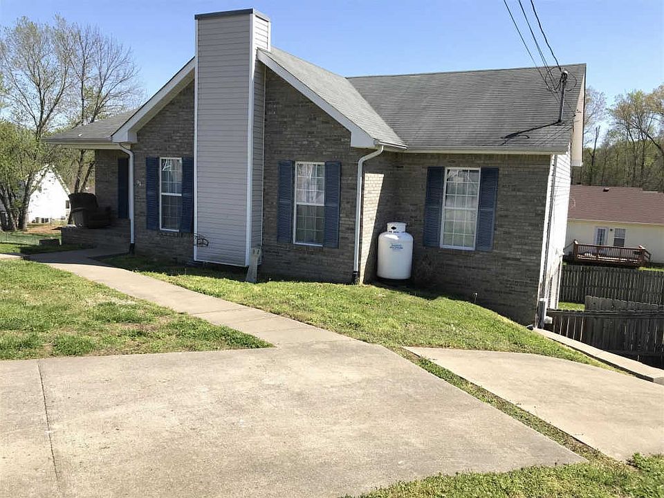 1st image of 104 Heather Denise Ct