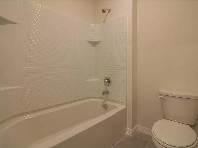 2822 Ivy Lake Ct — Photo 20