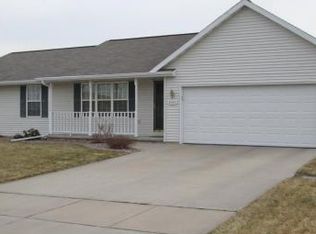 3646 Collegiate Way, New Franken, WI 54229