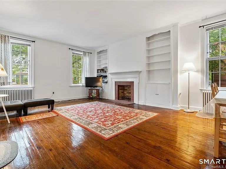 239 Bradley St #2 — Photo 1