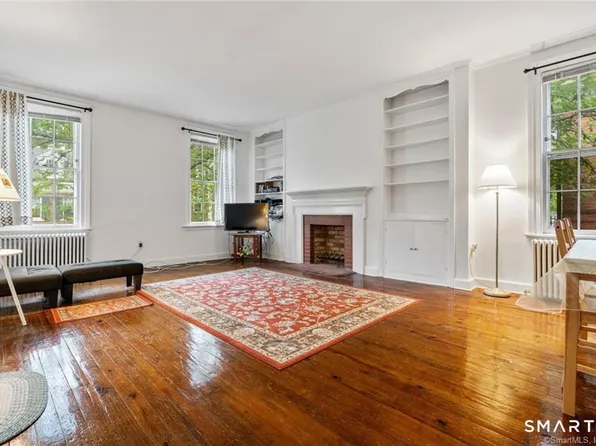239 Bradley St #2, New Haven, CT 06510