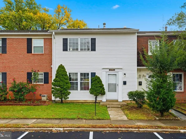 14753 Tamarack Pl, Woodbridge, VA 22191