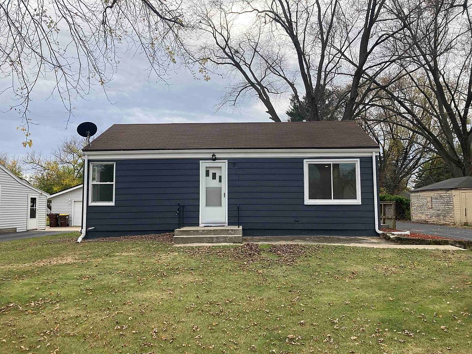 1st image of 721 Sycamore Ln