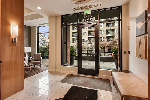 Avenue One Condominiums - 1 bedroom — Photo 3
