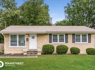 5329 Oak Lea Dr, Louisville, KY