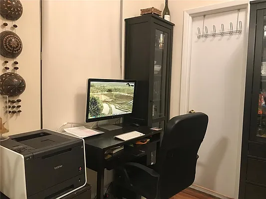 Rented by Modlin Group | media 7