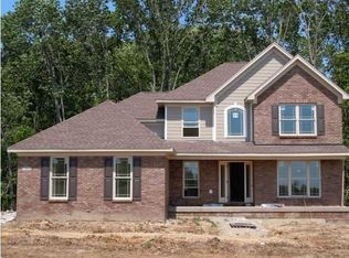 7403 Grand Oaks Dr, Crestwood, KY 40014