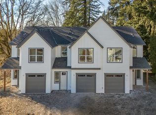 9256 SW Waverly Dr, Tigard, OR 97224