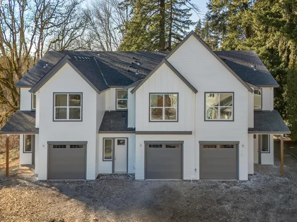 9256 SW Waverly Dr, Tigard, OR 97224