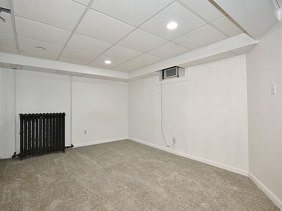 4th image of 2106 West St