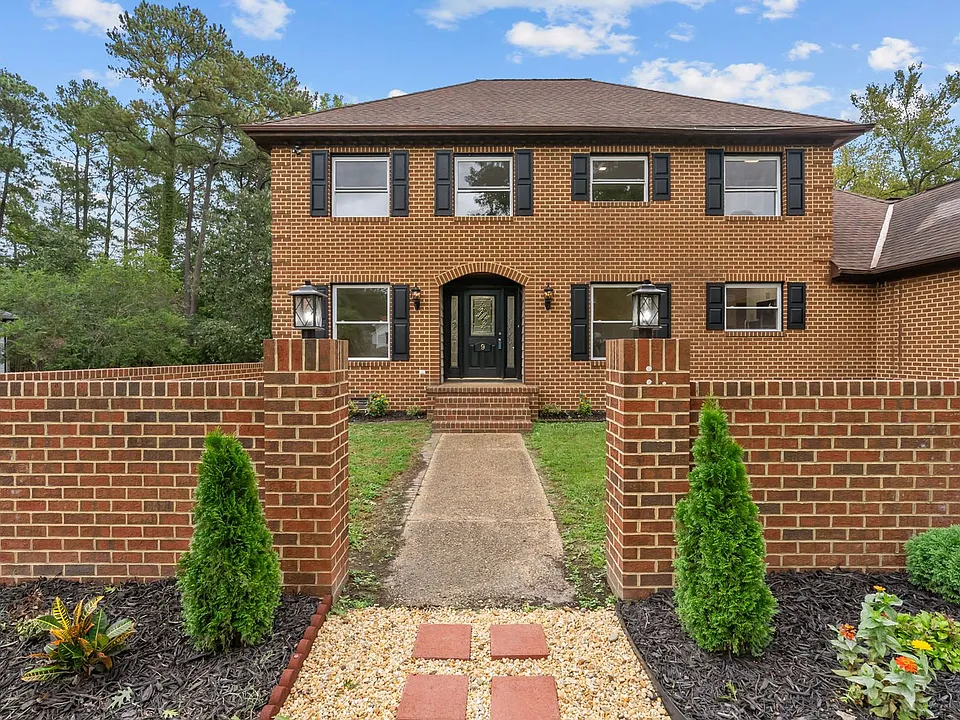9 Rhodelia Ln