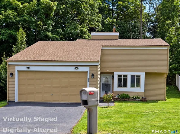 17 East Lake Place, Middletown, CT 06457